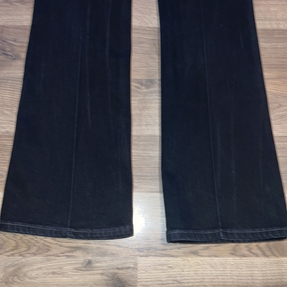 Levi's 515 Boot Cut Jeans Size 4 Black with Embellished Pockets - Picture 8 of 10